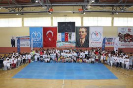 Karaman’da İl Spor Merkezleri Törenle Açıldı