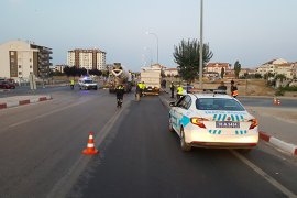 Karaman’da kamyonun çarptığı yaşlı kadın yaralandı