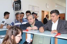 Karamanlılar Recep Tayyip Erdoğan İçin Bağış Kampanyasına Katıldı