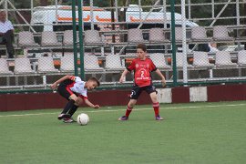 Okullar Arası Küçükler Futbol Grup Müsabakaları Karaman’da Başladı