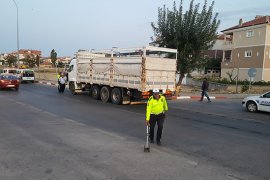 Karaman’da kamyonun çarptığı yaşlı kadın yaralandı