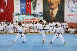 Karaman’da İl Spor Merkezleri Törenle Açıldı
