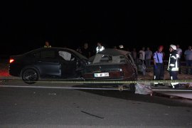 Karaman’da otomobiller çarpıştı: 2 ölü, 4 yaralı