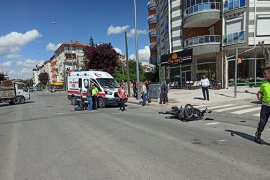 Karaman'da trafik kazası: 2 yaralı