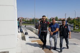 Karaman’da Uyuşturucu Ticaretinden 1’i Kadın 3 Kişi Adliyeye Sevk Edildi