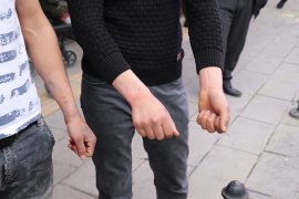 Karaman'da kendilerini polis olarak tanıtarak kaçan 6 kişi yakalandı