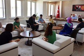 İyilik Okulları Projesinin Türkiye Birincilerinden Kuntoğlu’na Ziyaret
