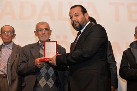 Kıbrıs Gazileri İçin Madalya Tevcih Töreni Düzenlendi