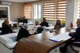 AK Parti Kadın Kollarından Kuntoğlu’na Ziyaret