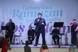 Ramazan Etkinliğinde Hasan Dursun Sahne Aldı