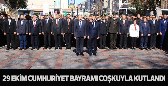 Cumhuriyet Bayramı Karaman'da Kutlandı