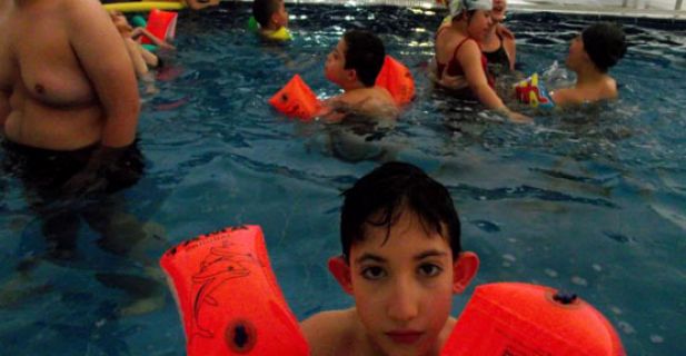 Özel Eğitim Ve Rehabilitasyon Merkezi Çocuklarının Havuz Keyfi